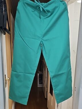 Teal Green Medical Scrub Unisex Top/Pants - Drawstring Waist Set
